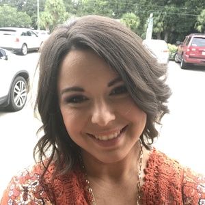 Meet your Posher, Haley